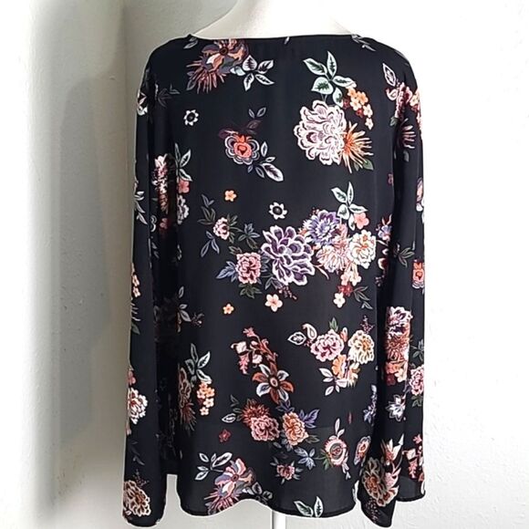 MM by My Michelle Black & Orange Floral Top, Lace-up Neckline, Bell Sleeves, XL - Picture 7 of 9